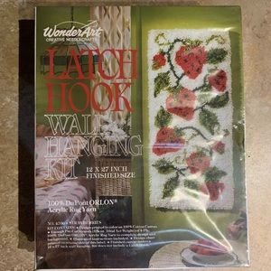 WonderArt Latch Hook Wall Hanging Kit vintage NEW